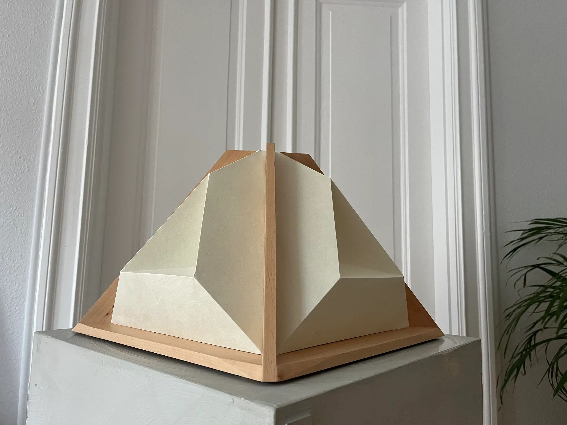 Rear three-quarter view of the folded chalk body